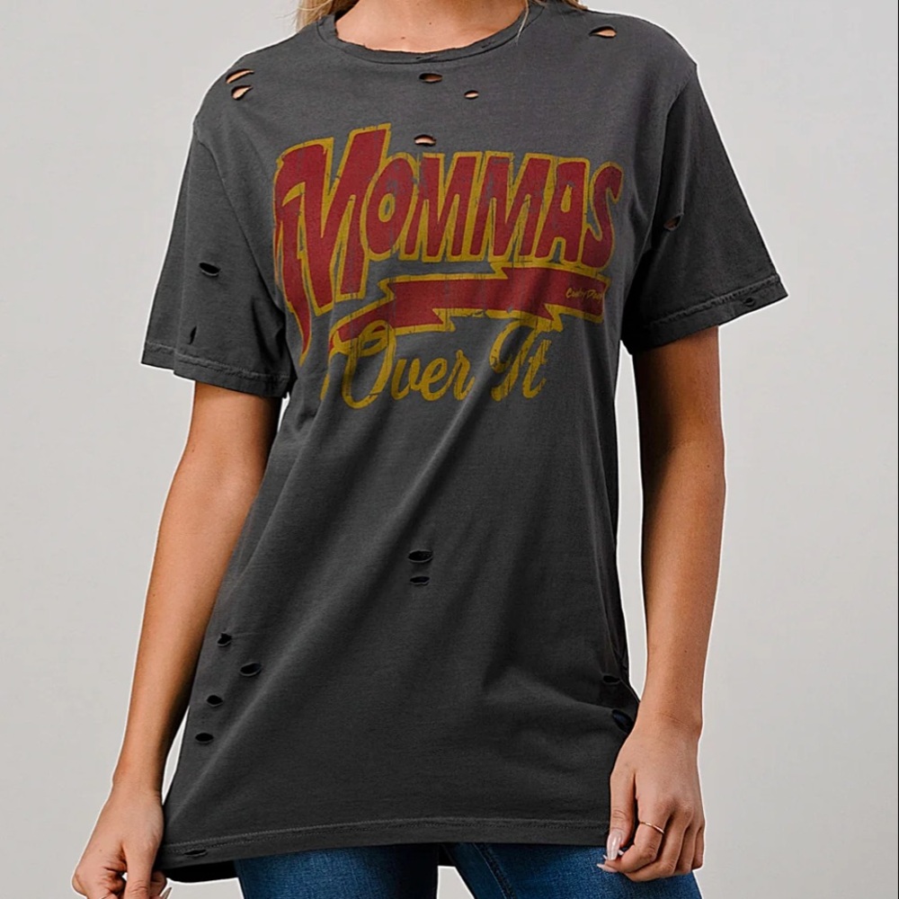 Momma Tee